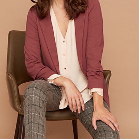 Meet your Posher, Zana! - Picture 1 of 1